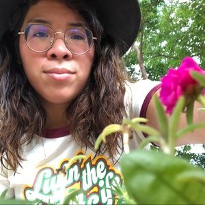 Meet your Posher, Perla